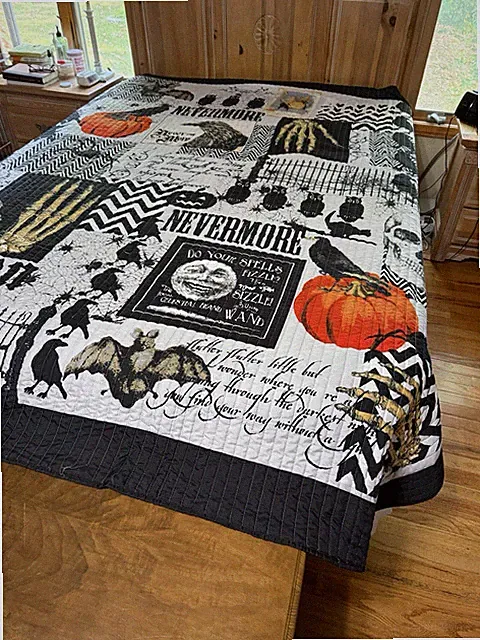 Halloween Lightweight Queen Quilt/Bedspread Set W/ 2 Std Shams Pumpkin Ghost