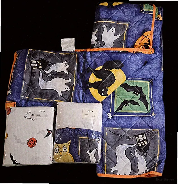 Halloween Party 6 pc Quilted Bedspread & Pillow Sham Set W/Bedsheet Set & Ruffle