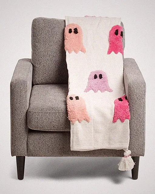 NEW Ghost Pattern Textured Throw Blanket 50x70 Tassels Fall Halloween Decor