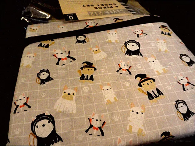 NWT 4 pc QUEEN SHEET SET Fun HALLOWEEN dogs puppies Gray white black witch ghost