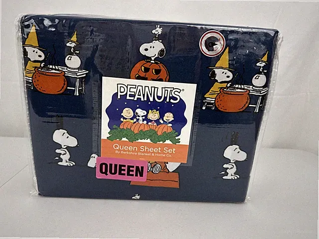 Peanuts Halloween Queen Sheet Set Snoopy & Woodstock Witch Cauldron Ghost Navy