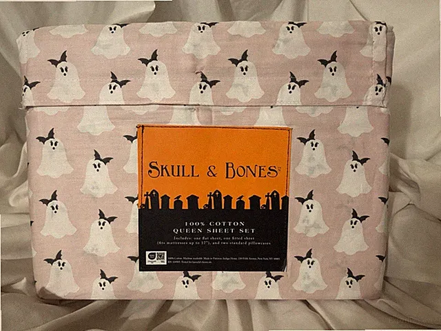 Skull & Bones Pink Ghosts Black Bows Halloween 4 pc Sheet Set 100% Cotton New!